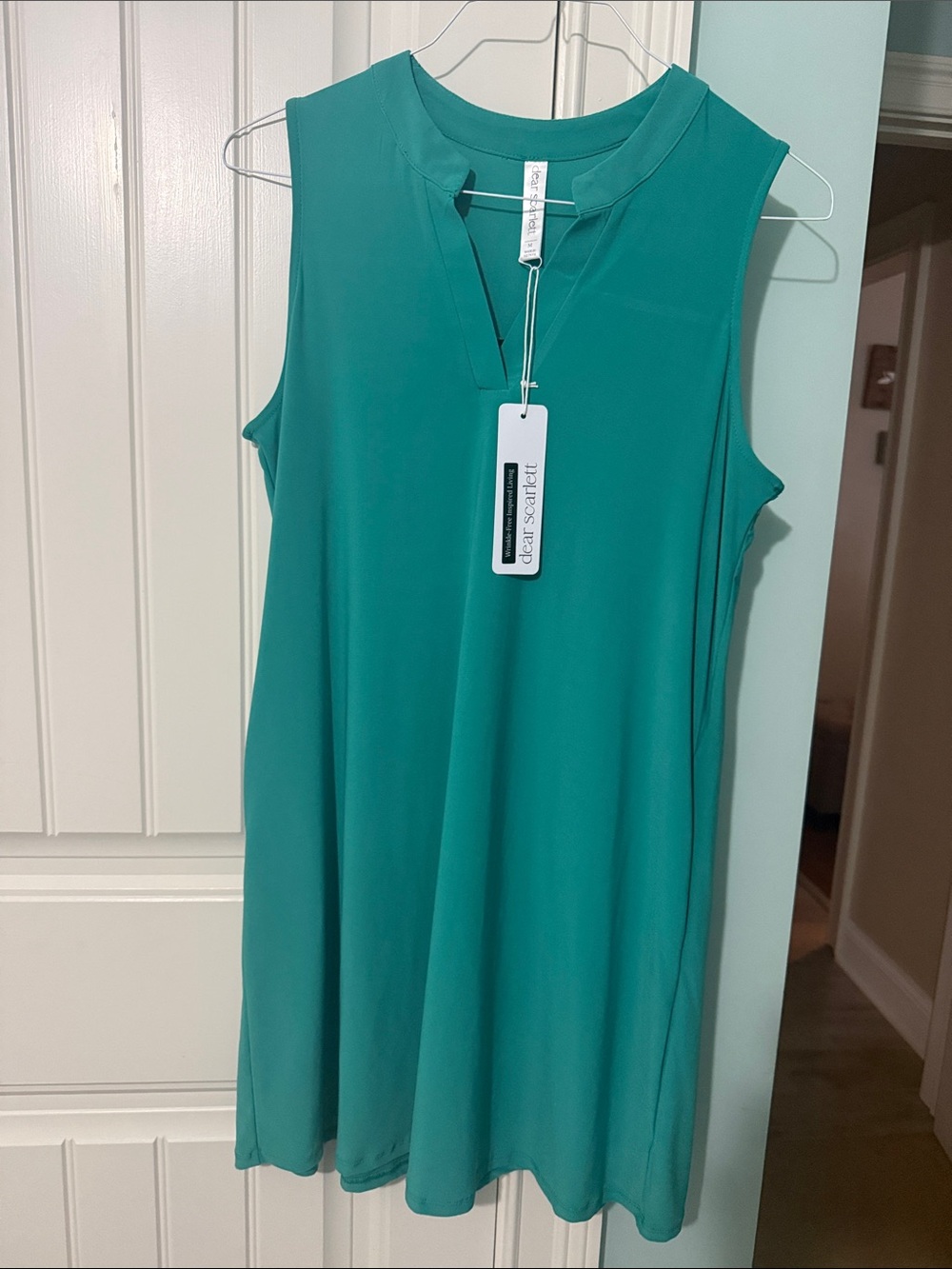 Dear Scarlett  Teal Split-Neck Sleeveless Tunic